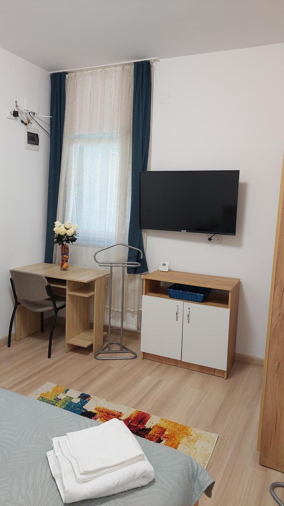 Ferienwohnung La Rascu Oradea Exterior foto